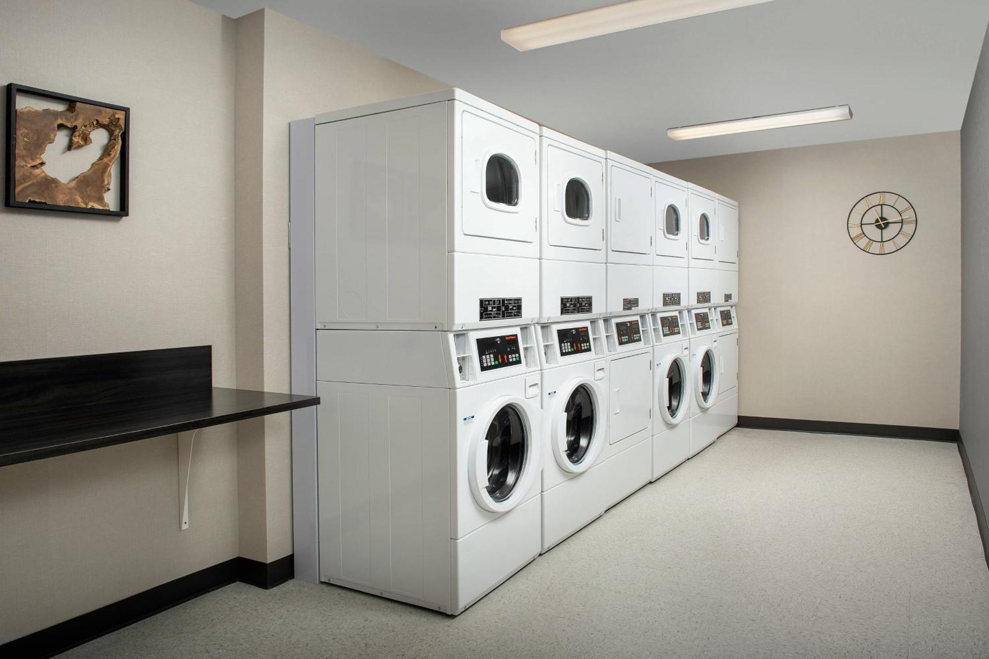 Residence Inn By Marriott Bozeman Downtown Bagian luar foto